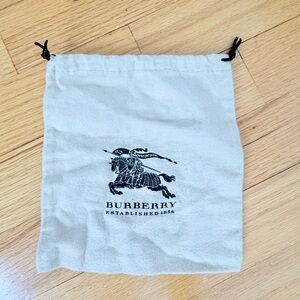 Burberry Cream Drawstring dust bags for belts , small